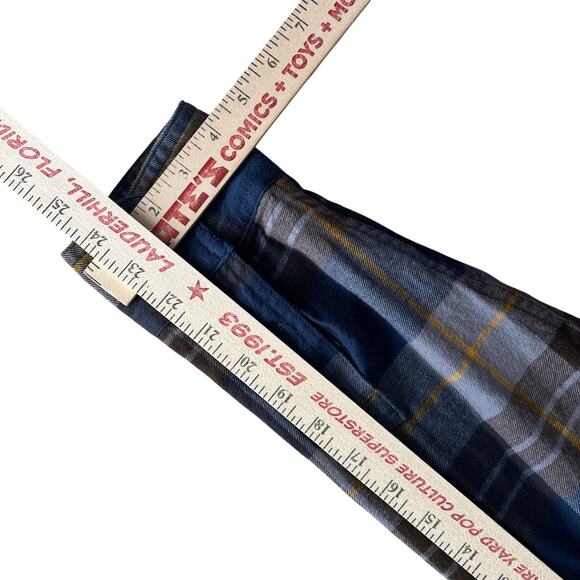 Levi’s Flannel Button-Down Shirt Men’s L – Blue Brown Plaid 100% Cotton - Picture 4 of 9